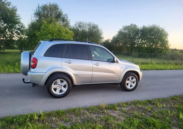 Toyota RAV4 cena 19900 przebieg: 226000, rok produkcji 2004 z Piekary Śląskie małe 497